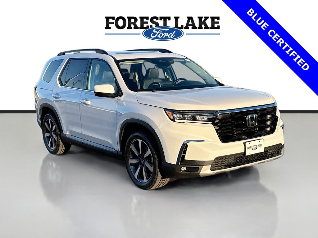 Platinum White Pearl 2024 Honda Pilot Touring AWD SUV / Crossover All-Wheel Drive Automatic
