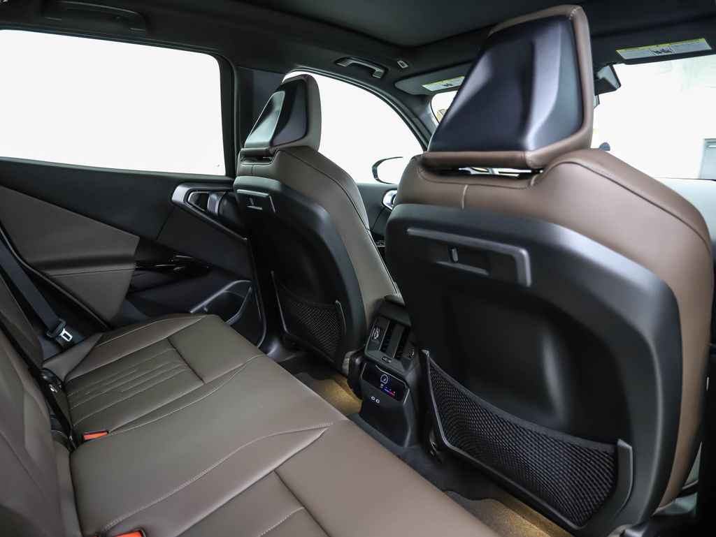 Thumbnail: 2026 BMW X3 - 25