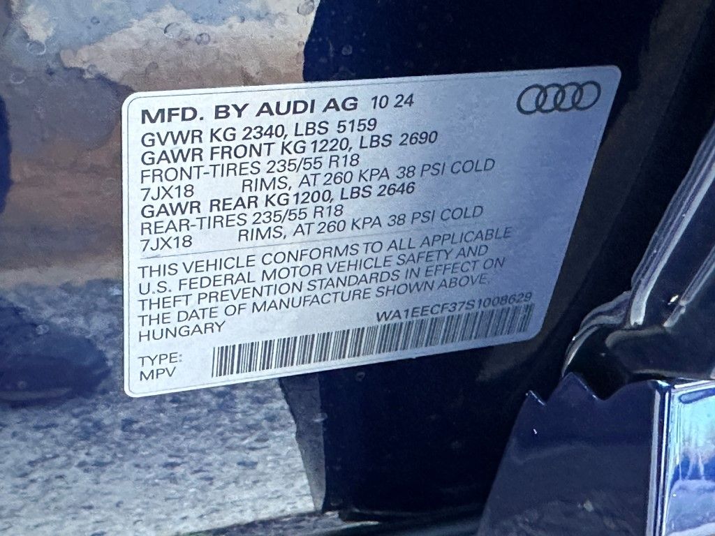 2025 Audi Q3  26