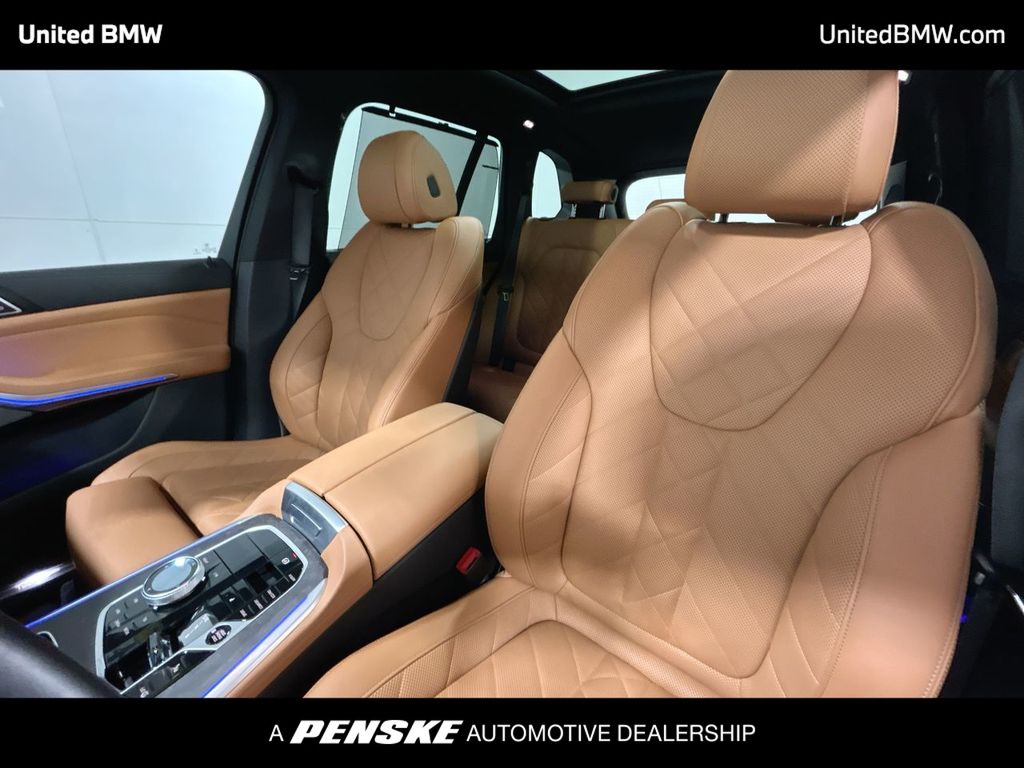 Thumbnail: 2024 BMW X5 - 13