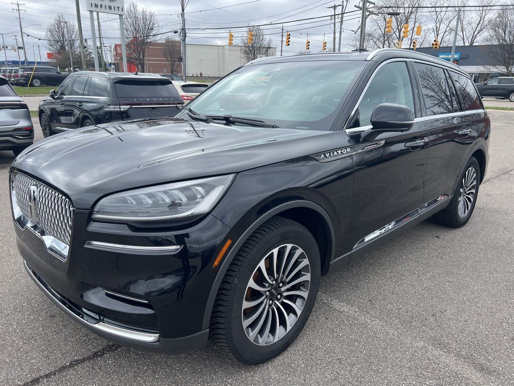 Infinite Black Metallic Clearcoat 2022 Lincoln Aviator Reserve AWD SUV / Crossover All-Wheel Drive Automatic