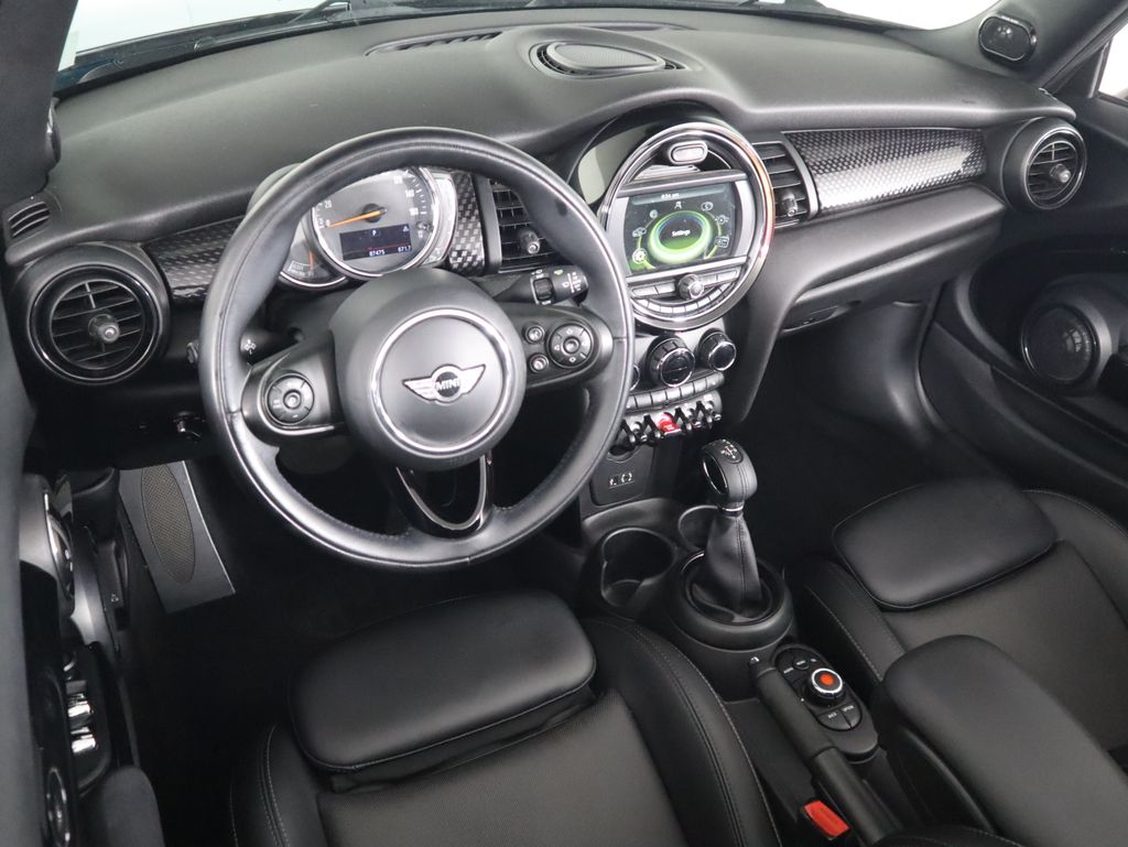 Thumbnail: 2018 MINI Cooper - 17