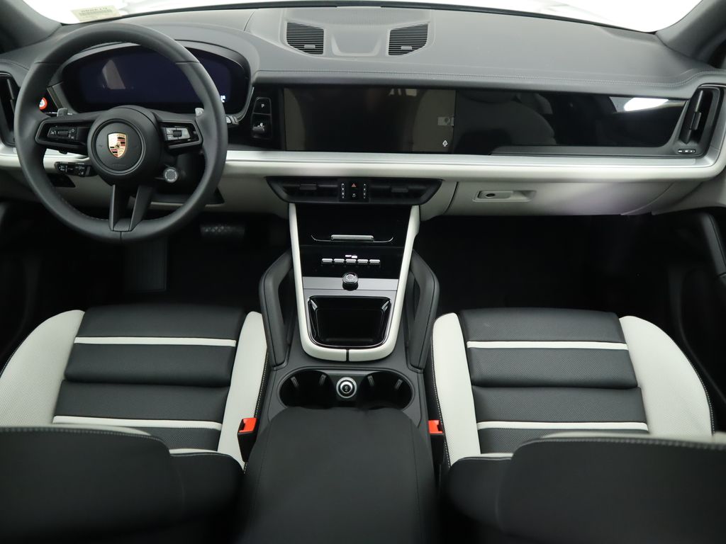 Thumbnail: 2025 Porsche Cayenne - 16
