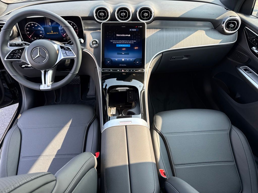 Thumbnail: 2026 Mercedes-Benz GLC - 24