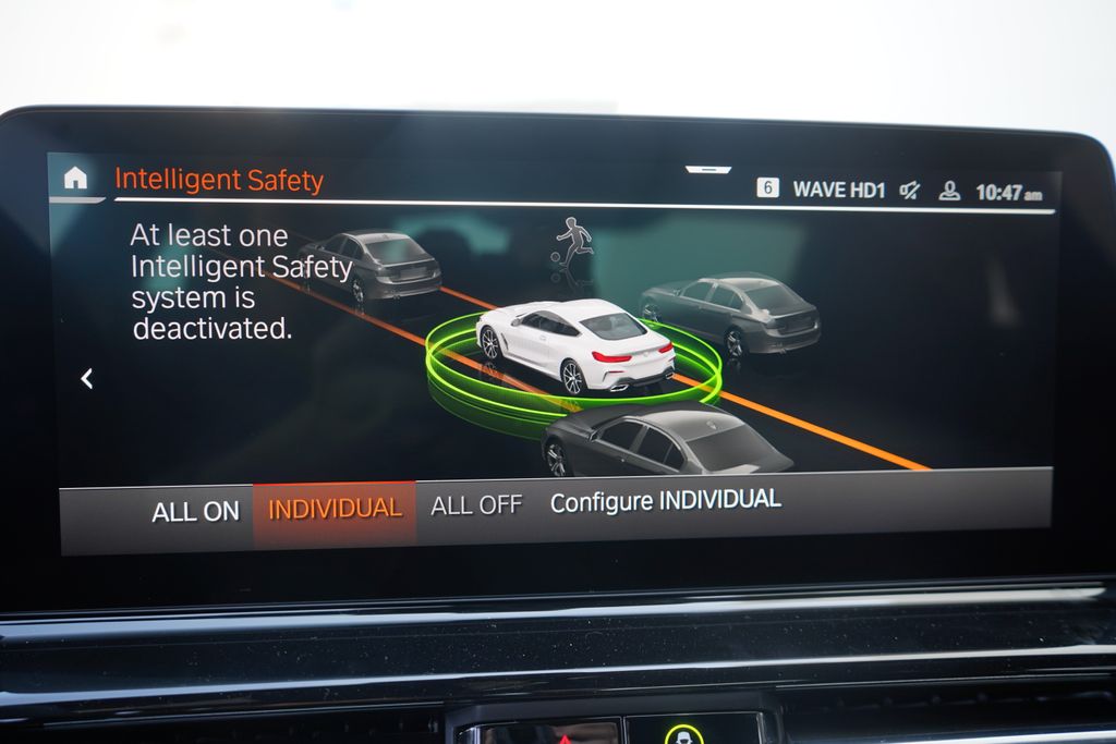 2025 BMW 8 Series M850i xDrive 19