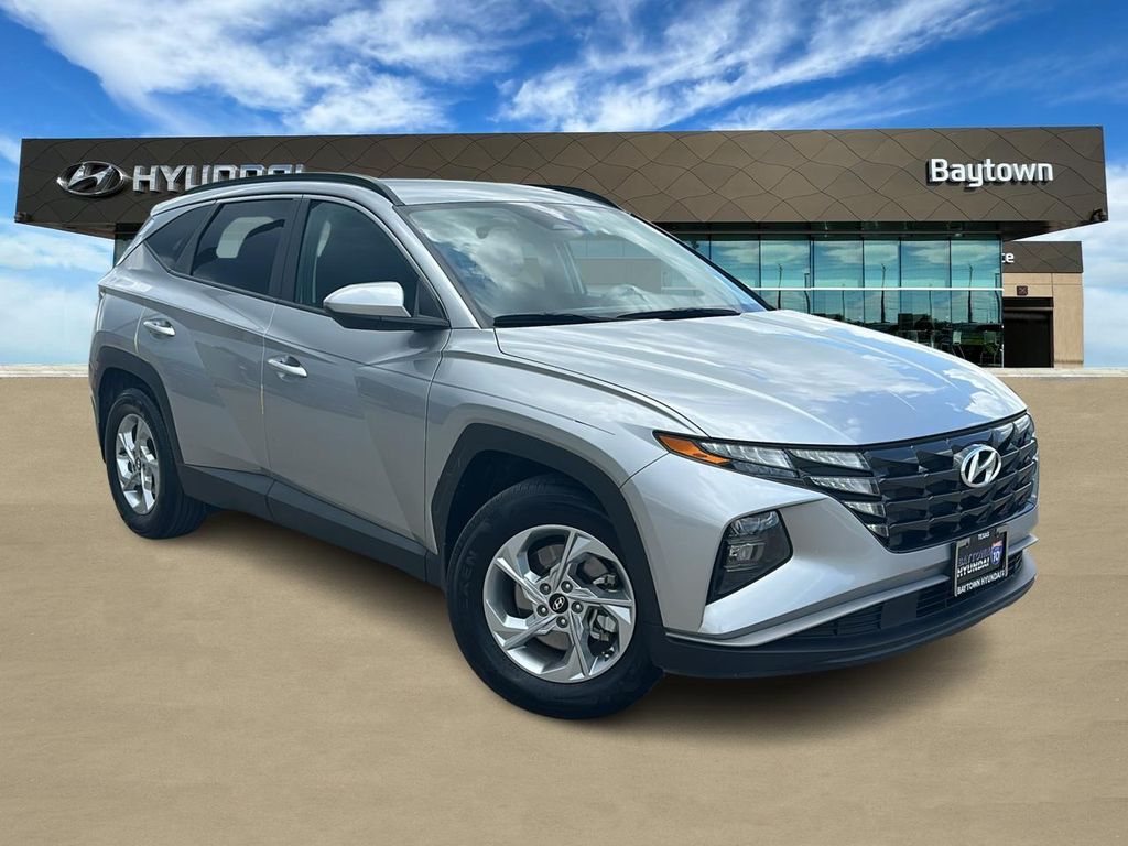 2024 Hyundai Tucson SEL Silver at Big Star Buick GMC