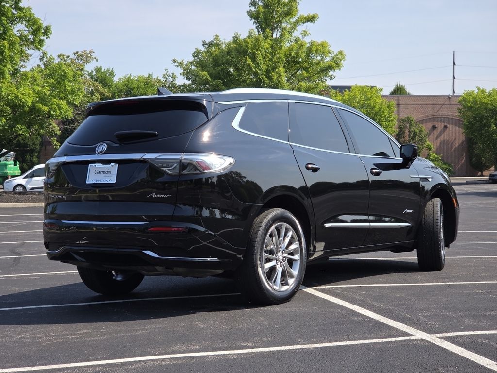 Used 2024 Black Buick Avenir image 25