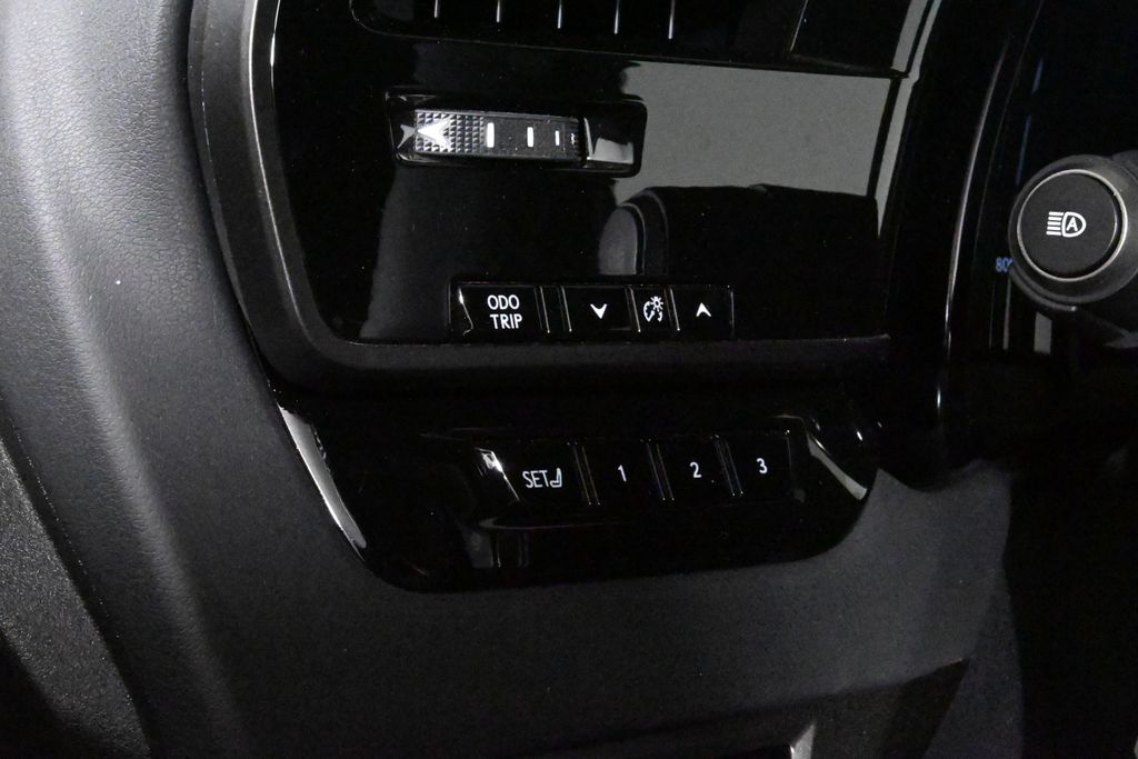 Thumbnail: 2025 Lexus RX - 27