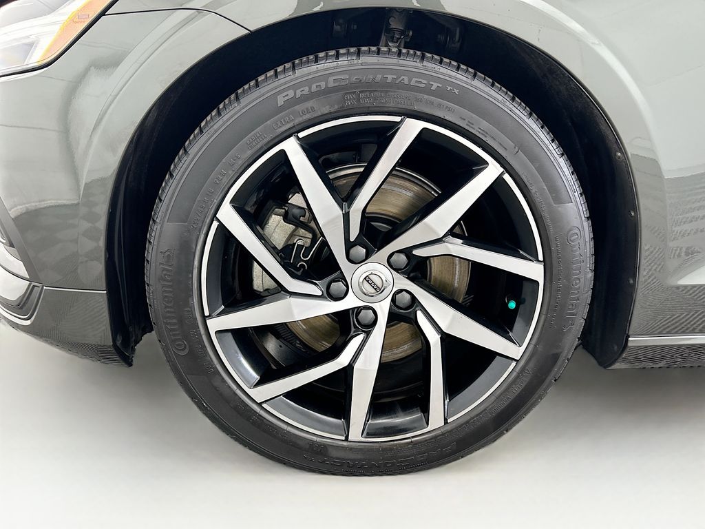 Thumbnail: 2020 Volvo S60 - 28