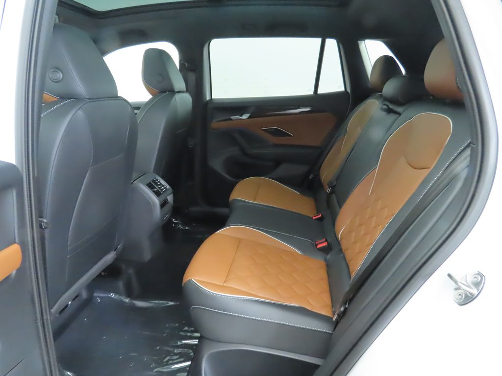 Thumbnail: 2025 Volkswagen Tiguan - 23