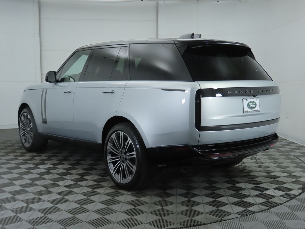 Thumbnail: 2025 Land Rover Range Rover - 7