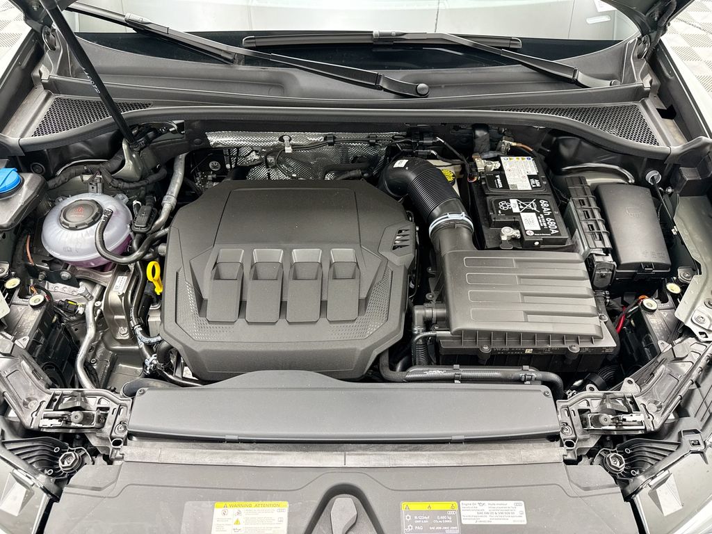 Thumbnail: 2025 Audi Q3 - 27