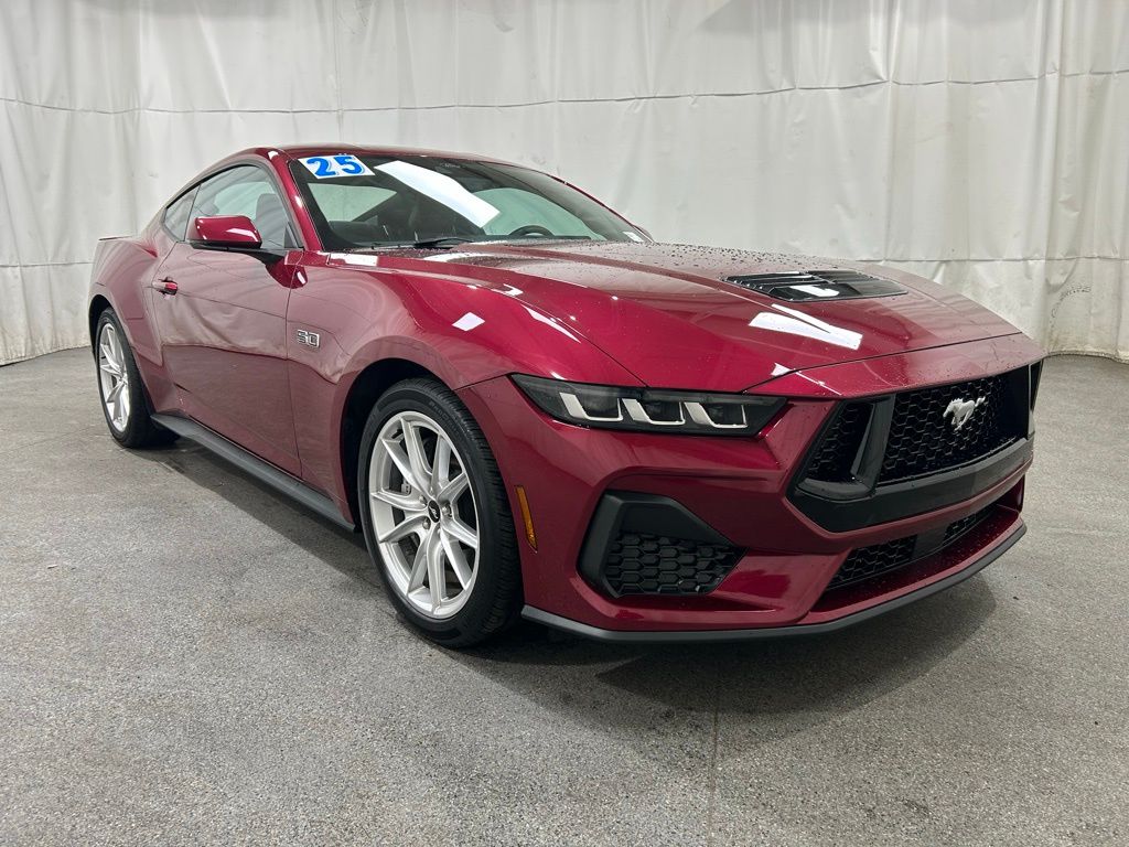 2025 Ford Mustang GT Premium Fastback RWD