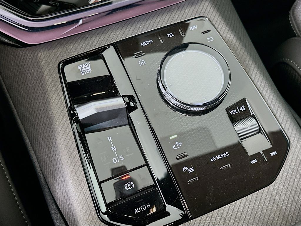 Thumbnail: 2026 BMW X3 - 15