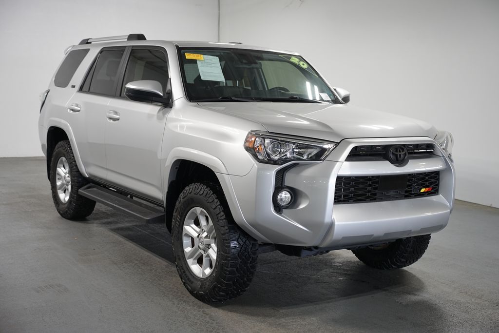 Thumbnail: 2020 Toyota 4Runner - 3