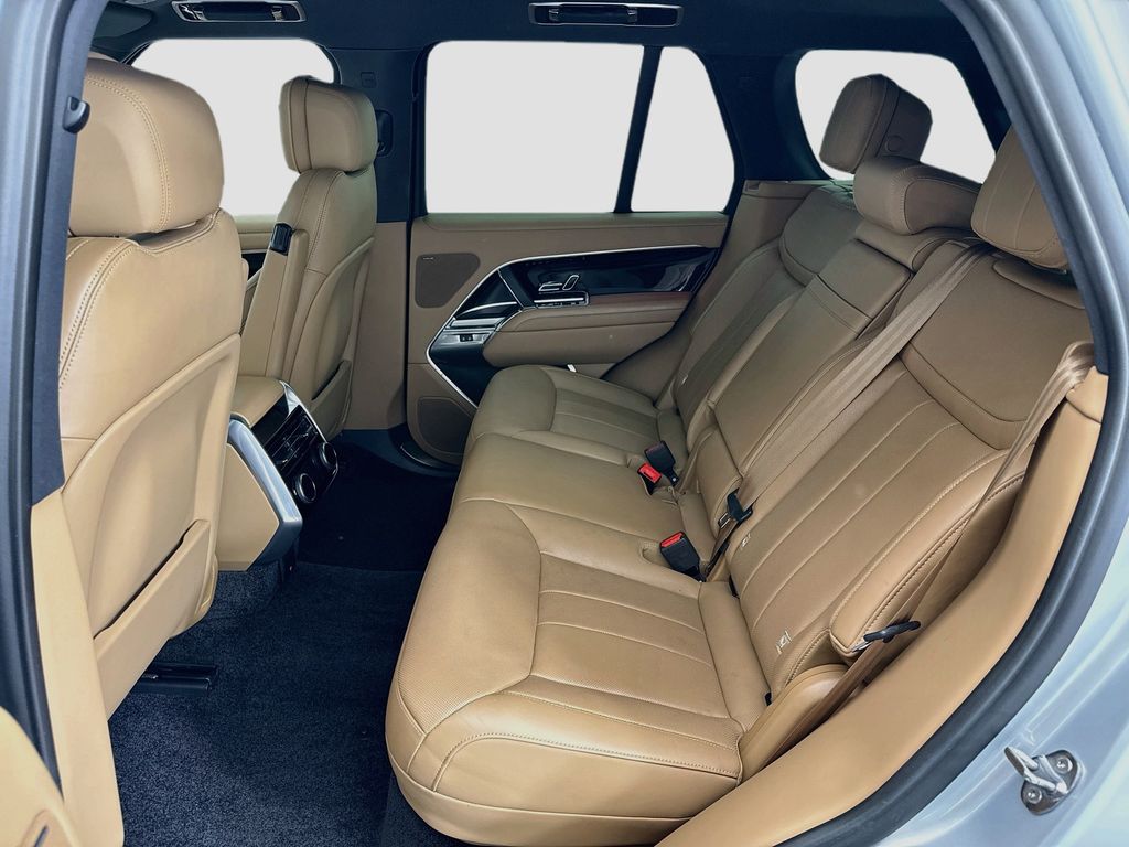 Thumbnail: 2024 Land Rover Range Rover - 20