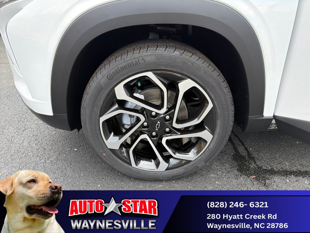 new 2025 Chevrolet Trax car, priced at $26,290