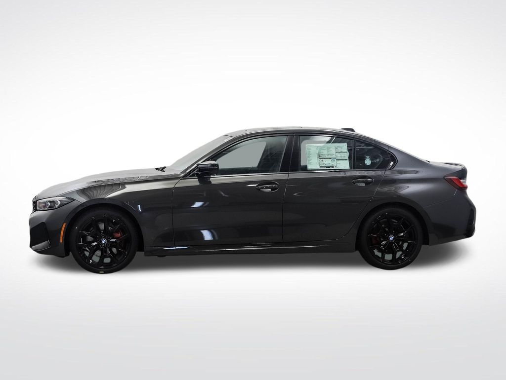 Thumbnail: 2026 BMW 3 Series - 2
