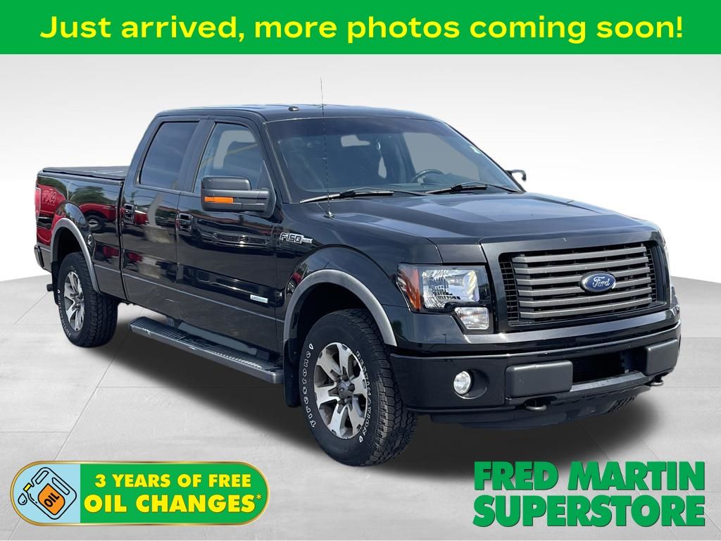 Tuxedo Black Metallic 2012 Ford F-150 XLT SuperCrew 4WD Pickup Truck Four-Wheel Drive 6-Speed Automatic