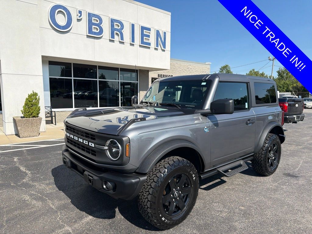 Carbonized Gray Metallic 2024 Ford Bronco SUV / Crossover Four-Wheel Drive Automatic