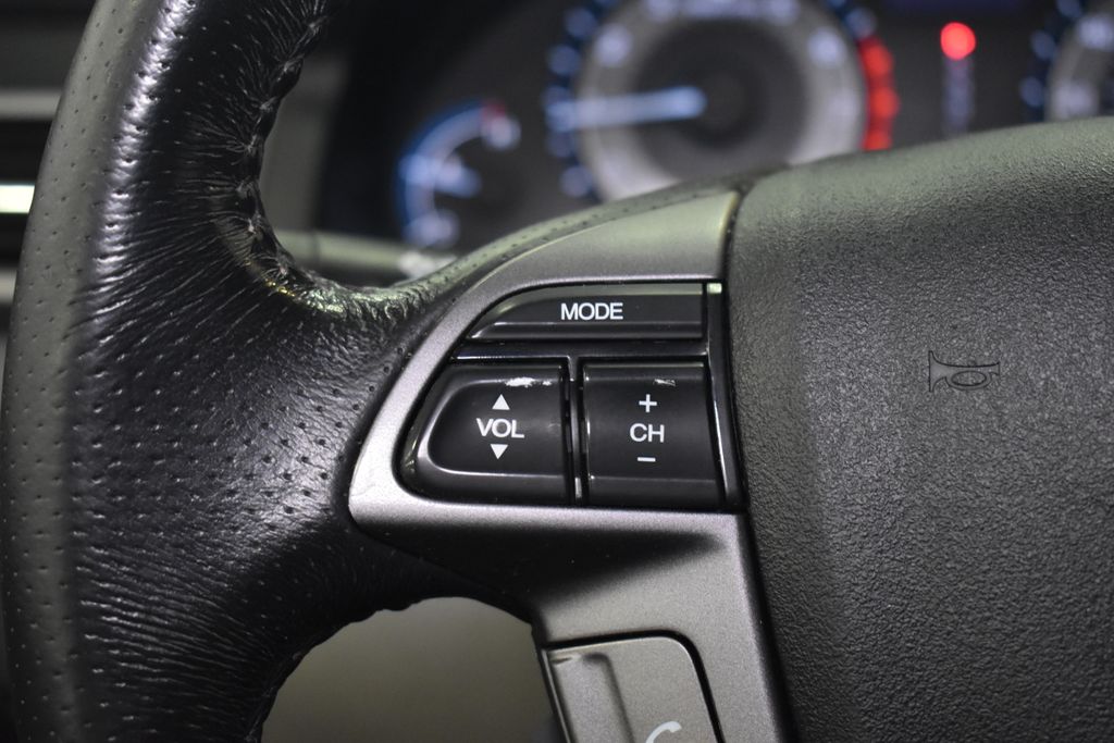 2012 Honda Odyssey EX-L 24