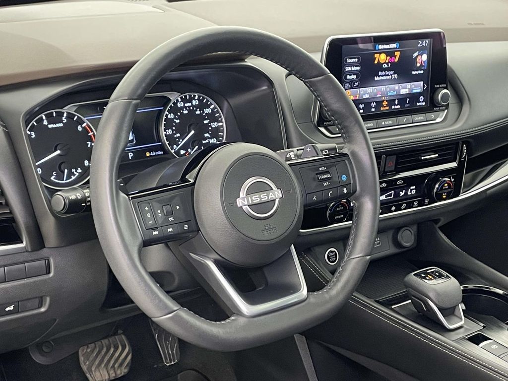 2022 Nissan Rogue SL - 3
