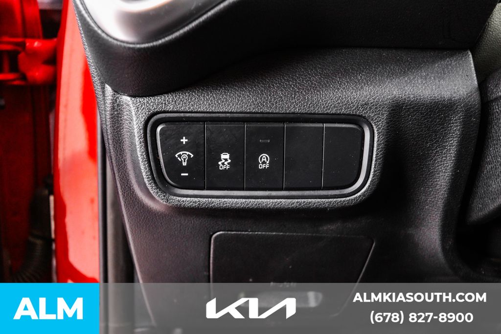 2023 Kia Soul LX photo 28