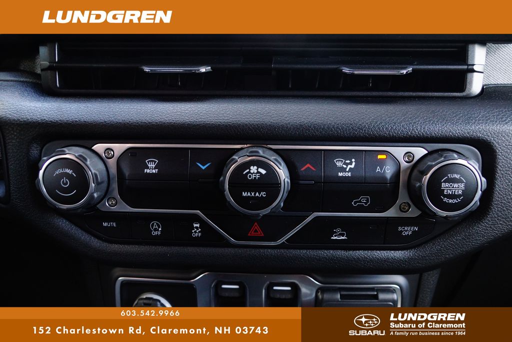 Used 2025 Jeep Wrangler SUV