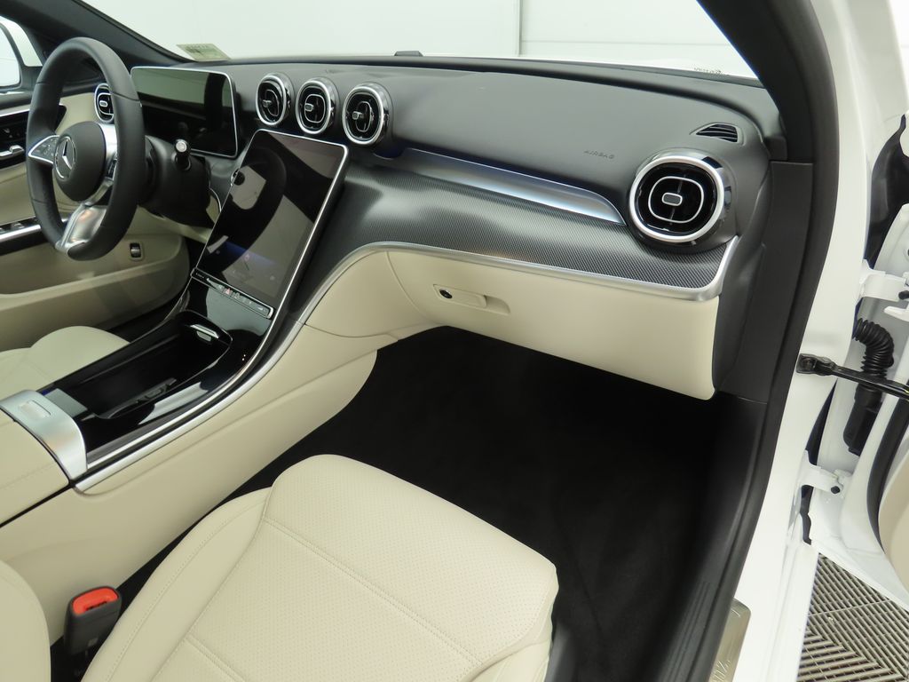 2025 Mercedes-Benz C-Class C 300 17