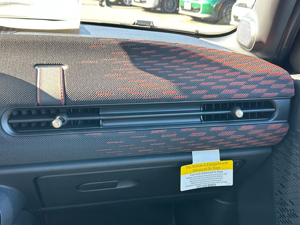 Thumbnail: 2026 MINI Cooper - 25