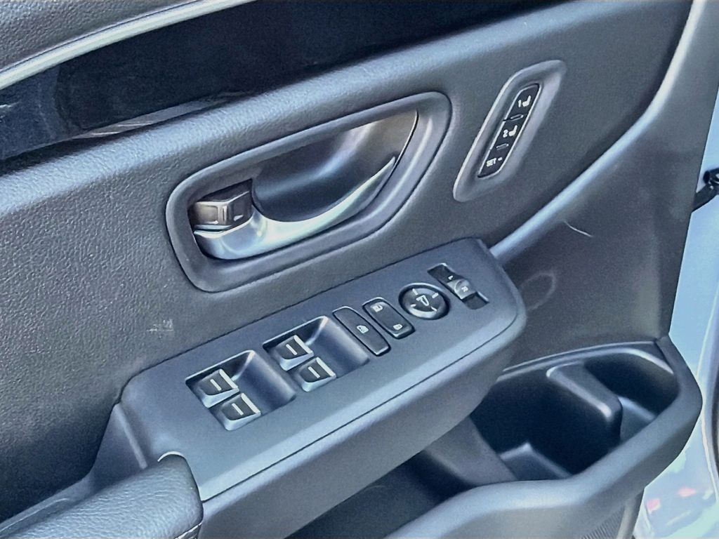 Thumbnail: 2026 Honda Pilot - 13