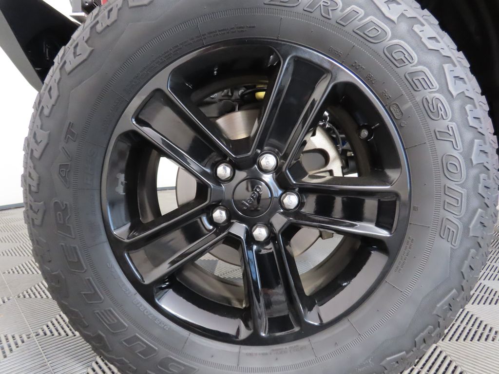 2021 Jeep Wrangler Unlimited Altitude 31