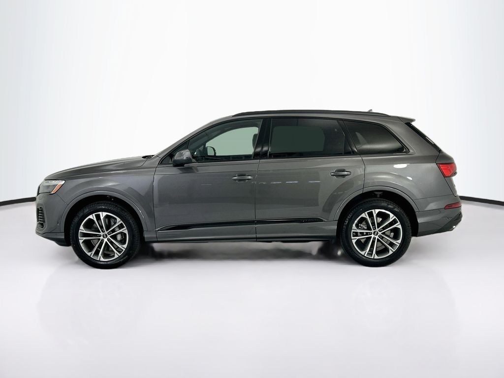 Thumbnail: 2026 Audi Q7 - 8