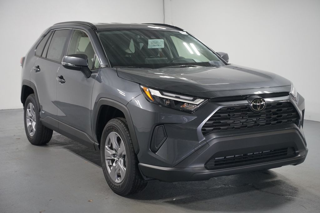 Thumbnail: 2025 Toyota RAV4 - 3
