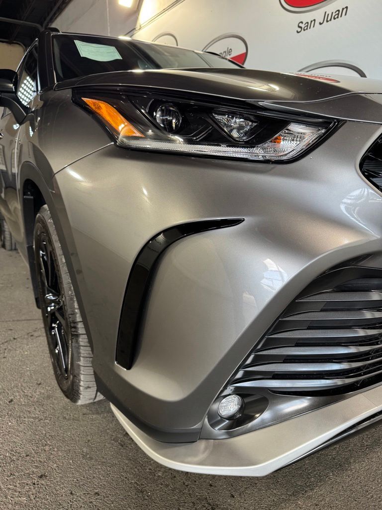 Thumbnail: 2026 Toyota Highlander - 13