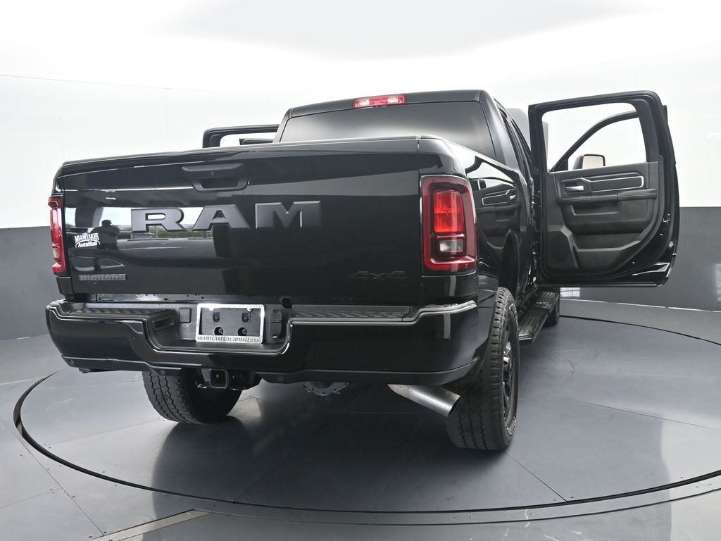 Used 2026 Diamond Black Crystal Pearlcoat Ram Big Horn image 81