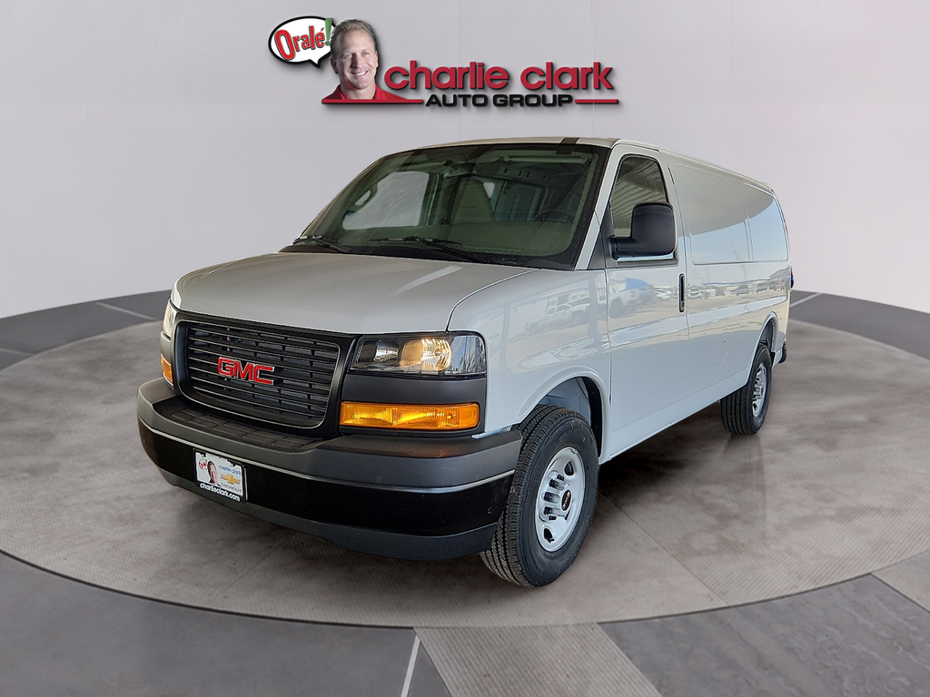 Summit White 2026 GMC Savana Cargo 2500 RWD Van Rear-Wheel Drive 8-Speed Automatic Overdrive