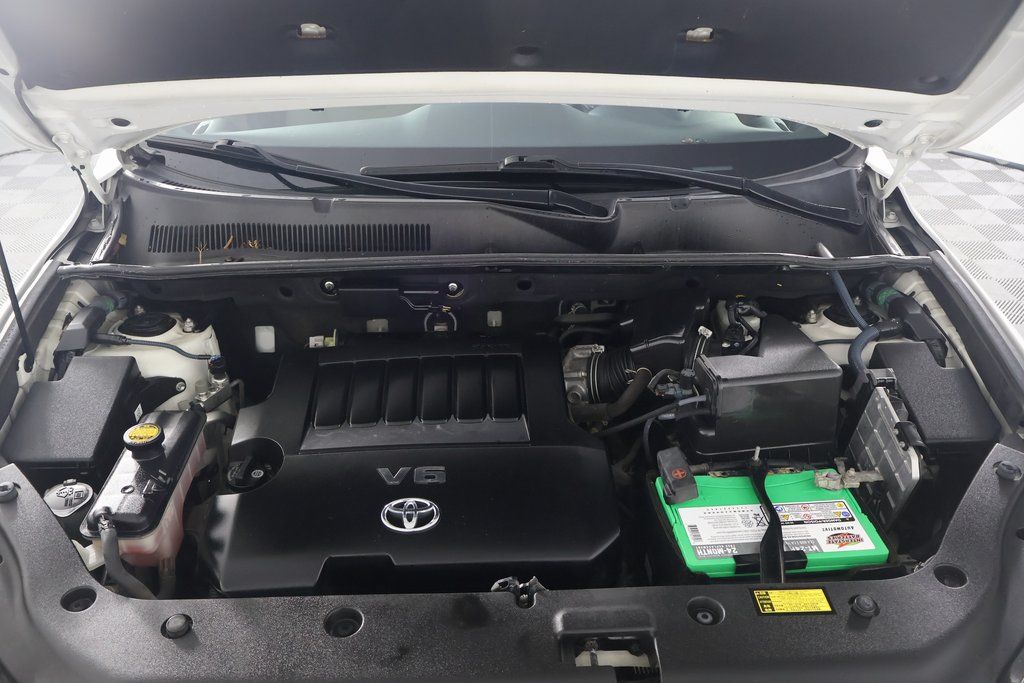 2009 Toyota RAV4 Limited 15