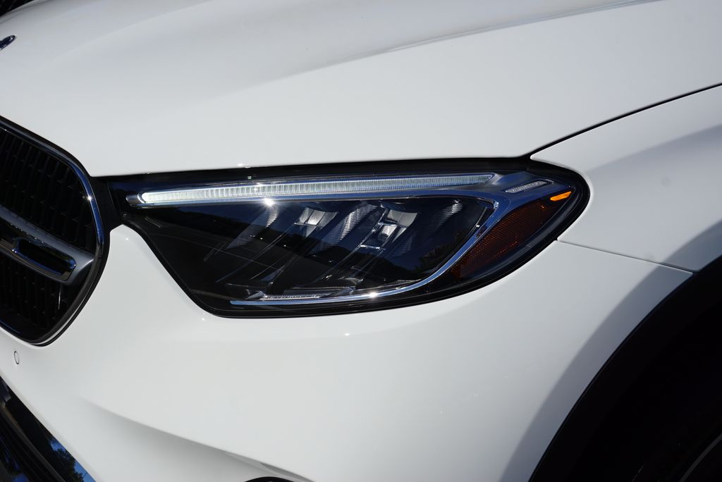 Thumbnail: 2026 Mercedes-Benz GLC - 12