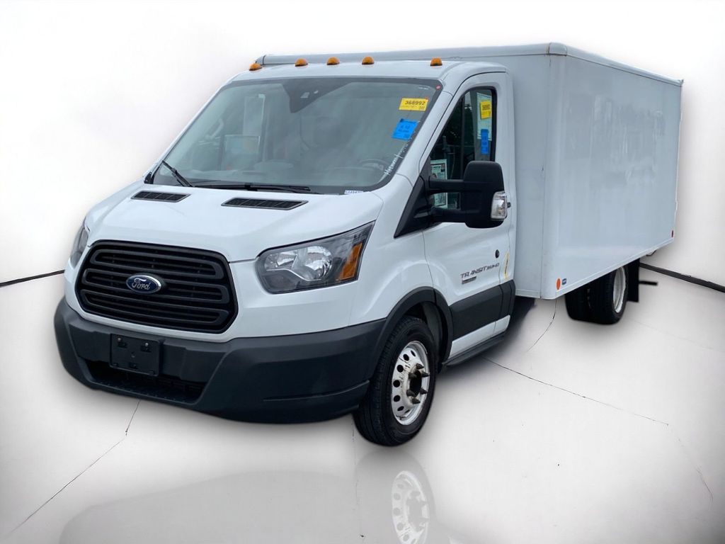 View vehicle photo 2