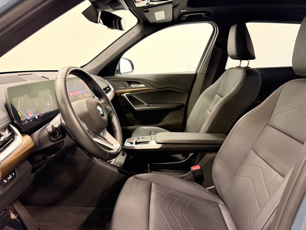 Thumbnail: 2026 BMW X1 - 12