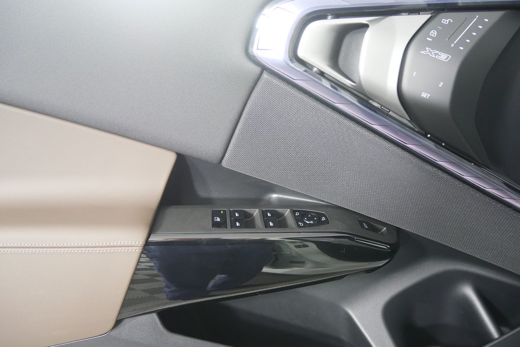 Thumbnail: 2026 BMW X3 - 8