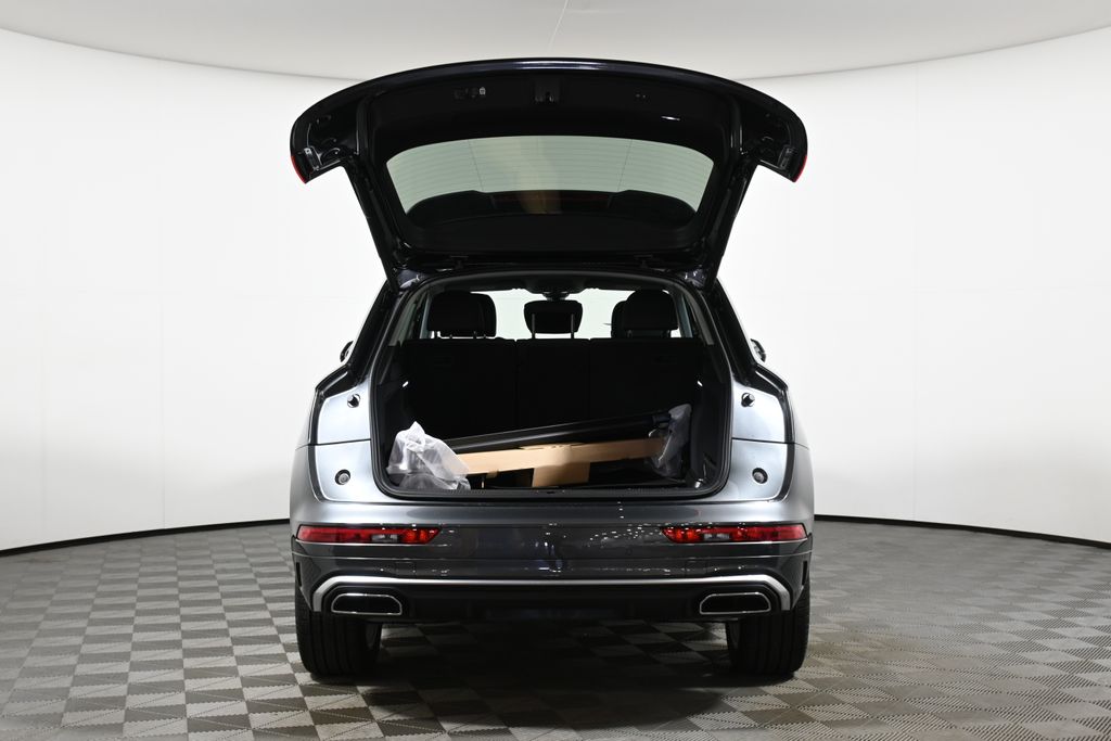 2025 Audi Q5  28