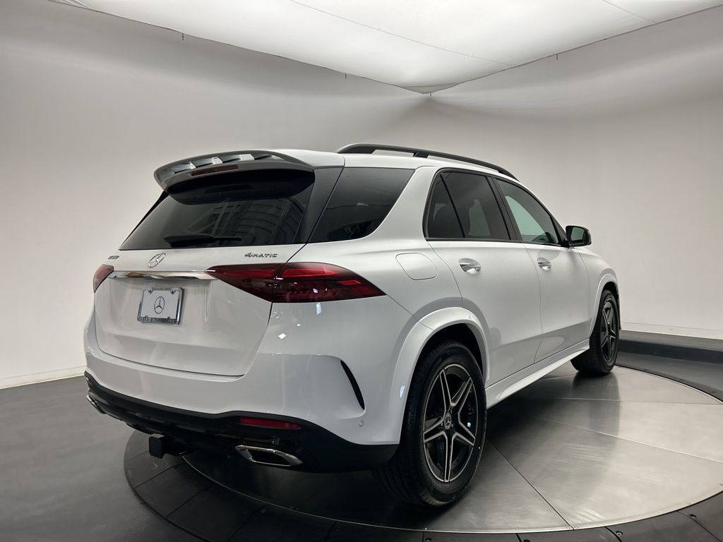 Thumbnail: 2026 Mercedes-Benz GLE - 7