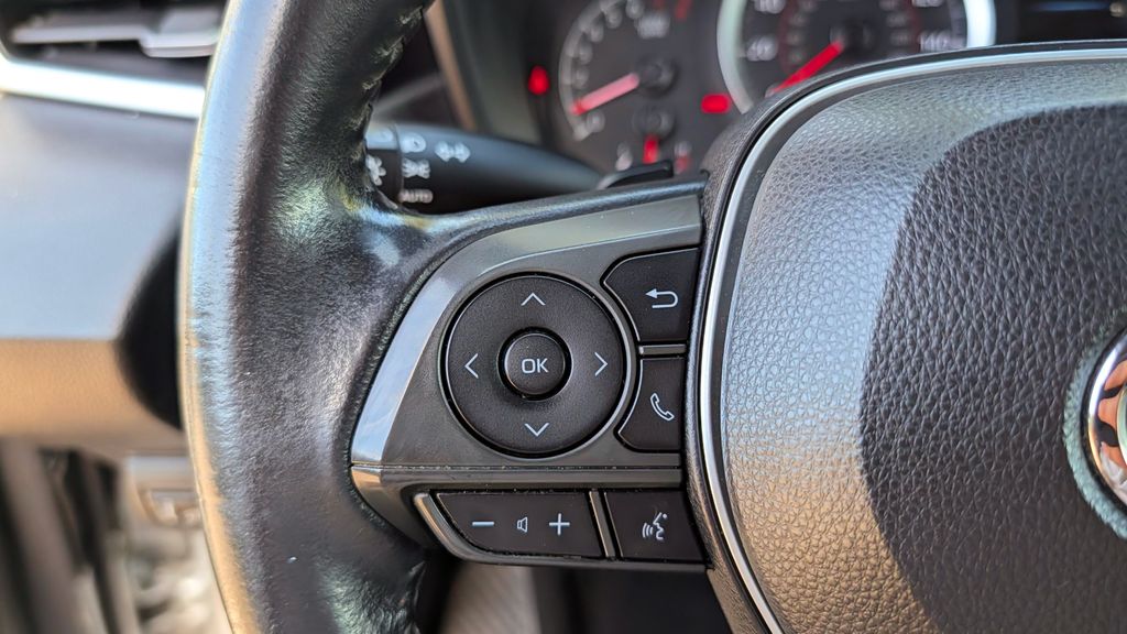 Used 2021 Toyota Corolla SE 4D Sedan