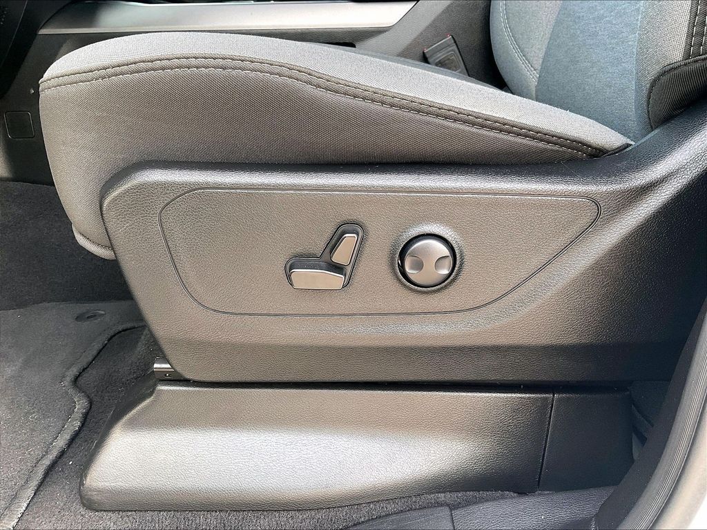2025 Ram 1500 — photo 27