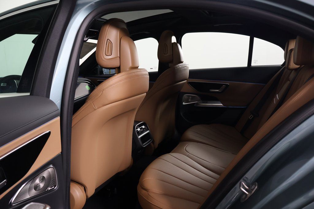 Thumbnail: 2027 Mercedes-Benz E-Class - 6