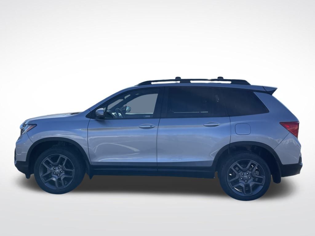 Thumbnail: 2023 Honda Passport - 2
