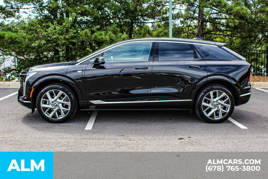 Used 2026 Black Cadillac Premium Luxury image 7