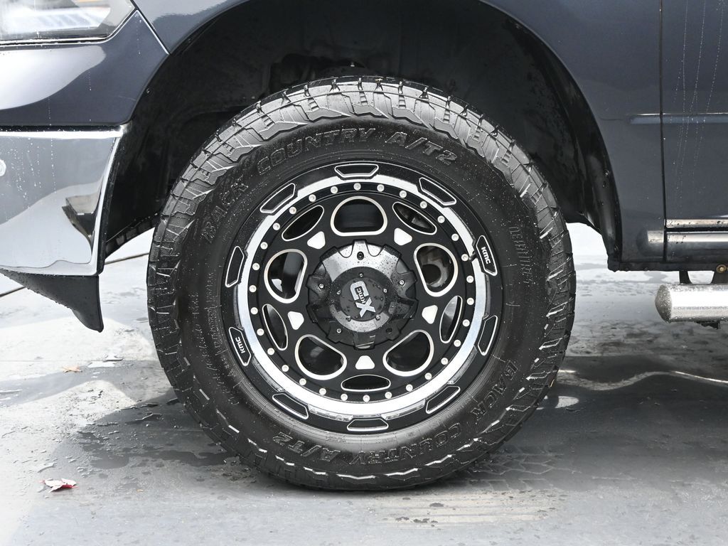 2018 Ram 1500 Big Horn Crew Cab 4x4 5'7" Box